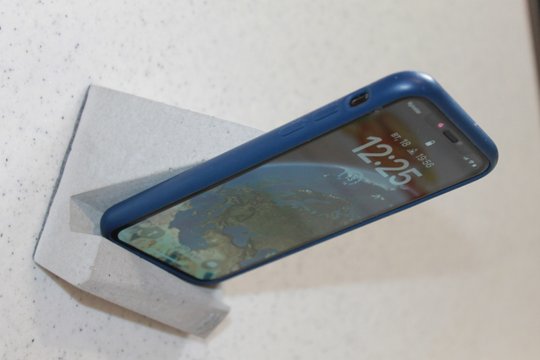 Підставка під телефон, планшет з бетону Камбет з гербом України